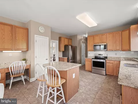 Kitchen - 2425 Burton Dr, New Windsor, MD 21776 photo 3 of 10