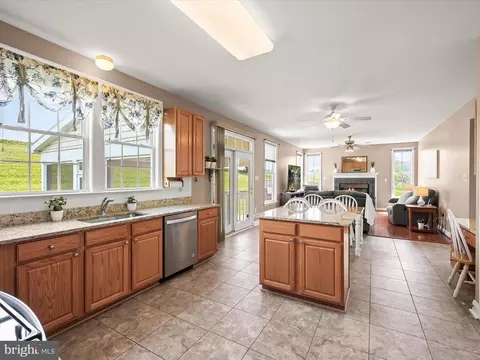 Kitchen - 2425 Burton Dr, New Windsor, MD 21776 photo 7 of 10