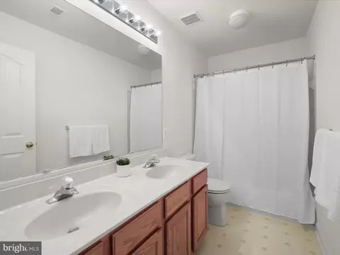 Bath - 2425 Burton Dr, New Windsor, MD 21776 photo 5 of 6
