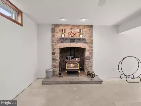Living - 2425 Burton Dr, New Windsor, MD 21776 photo 7 of 7