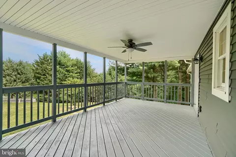 Exterior - 715 Hook Rd, Westminster, MD 21157 photo 8 of 10