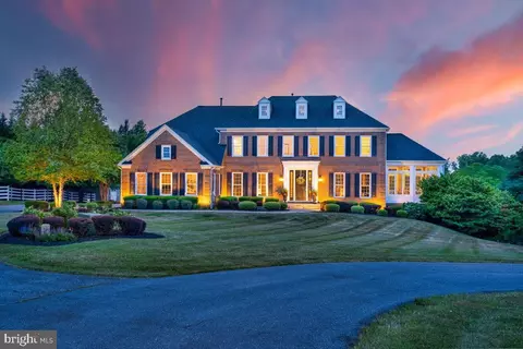 3208 Flagstick Dr, Mount Airy, MD 21771