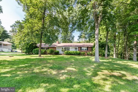 4817 Millers Station Rd, Hampstead, MD 21074