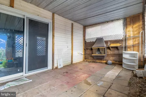 Exterior - 731 Windsor Dr, Westminster, MD 21158 photo 2 of 12