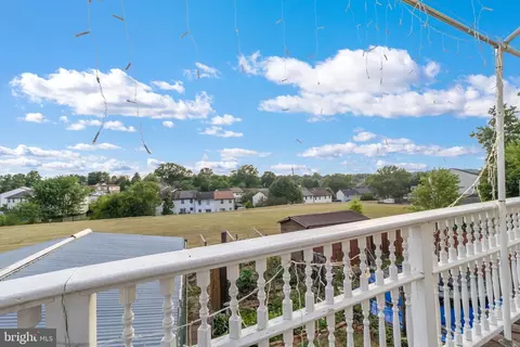 Exterior - 731 Windsor Dr, Westminster, MD 21158 photo 7 of 12