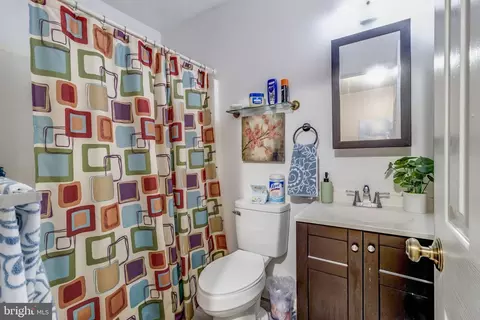 Bath - 731 Windsor Dr, Westminster, MD 21158 photo 1 of 4