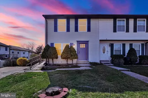 719 Windsor Dr, Westminster, MD 21158