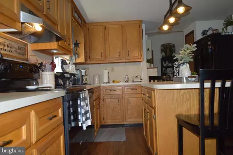 Kitchen - 37 1 Middle St, Taneytown, MD 21787 photo 4 of 5