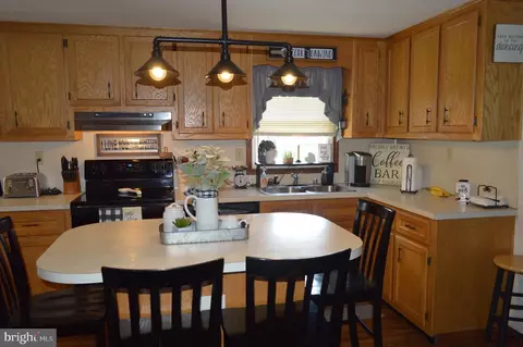 Kitchen - 37 1 Middle St, Taneytown, MD 21787 photo 2 of 5