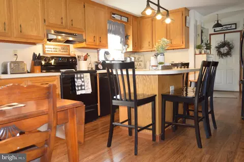 Kitchen - 37 1 Middle St, Taneytown, MD 21787 photo 1 of 5