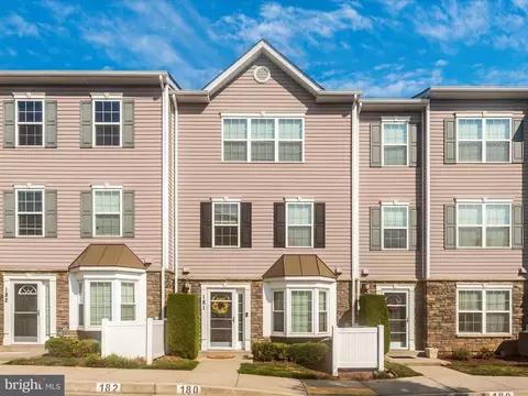 1819 Cassandra Dr #181, Sykesville, MD 21784