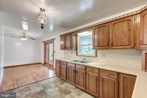 807 Fairfield Ave, Westminster, MD 21157 photo 18