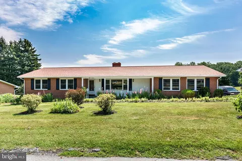 807 Fairfield Ave, Westminster, MD 21157