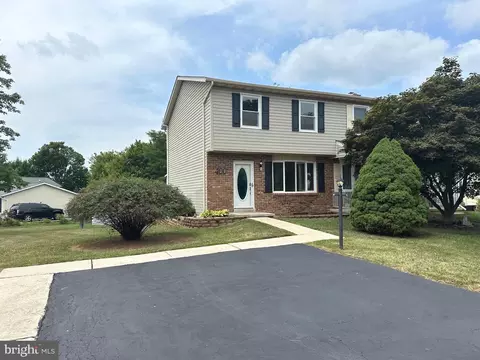 400 Babylon Ct, Westminster, MD 21158 photo 2
