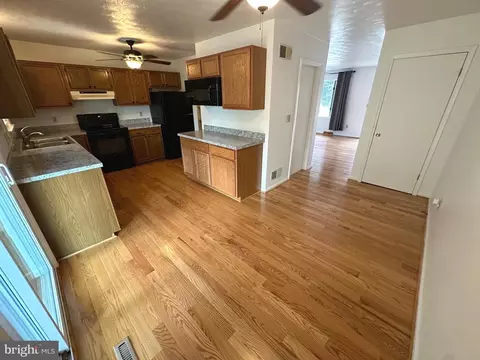 400 Babylon Ct, Westminster, MD 21158 photo 14