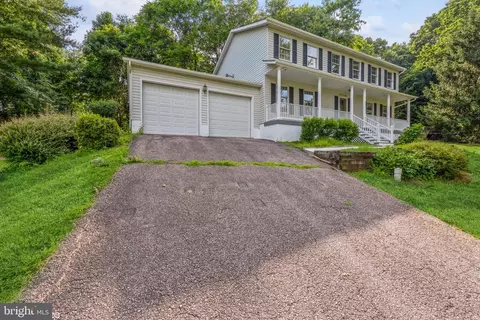 5460 Mineral Hill Rd, Sykesville, MD 21784