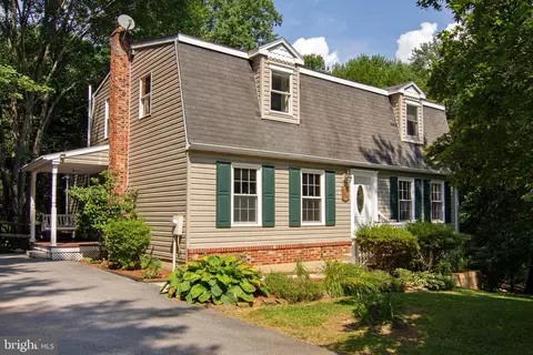 402 Piney Run Ct, Sykesville, MD 21784