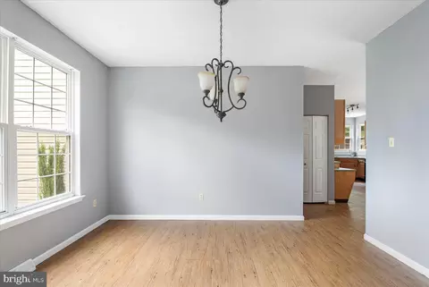 1808 Tillerman Dr, Hampstead, MD 21074 photo 9