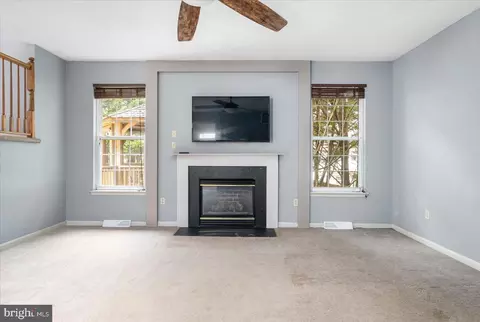 1808 Tillerman Dr, Hampstead, MD 21074 photo 5