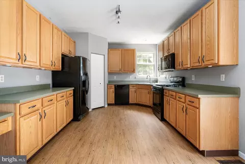1808 Tillerman Dr, Hampstead, MD 21074 photo 12