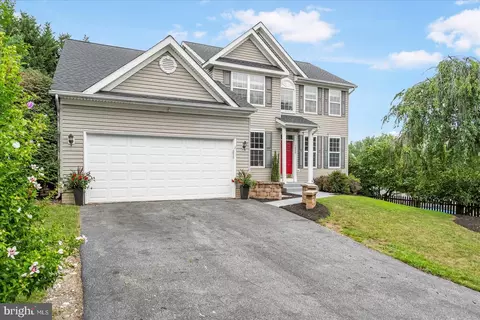 1808 Tillerman Dr, Hampstead, MD 21074 photo 3