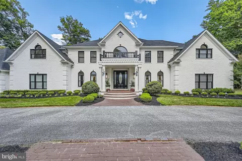 2845 Country Woods Ct, Finksburg, MD 21048