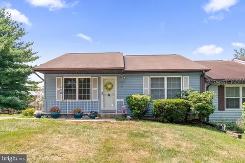 Exterior - 943 Ruby Dr, Westminster, MD 21158 photo 2 of 3