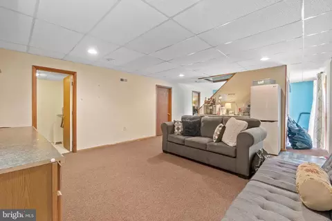 Entry Way - 943 Ruby Dr, Westminster, MD 21158 photo 4 of 4