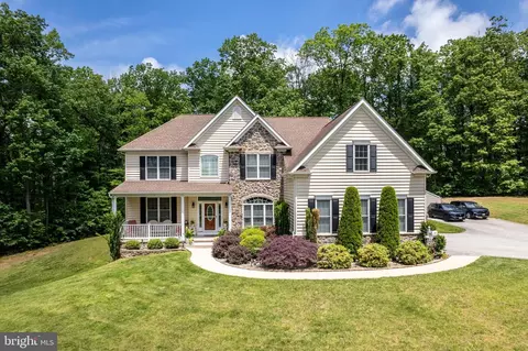 1748 Gablehammer Rd, Westminster, MD 21157