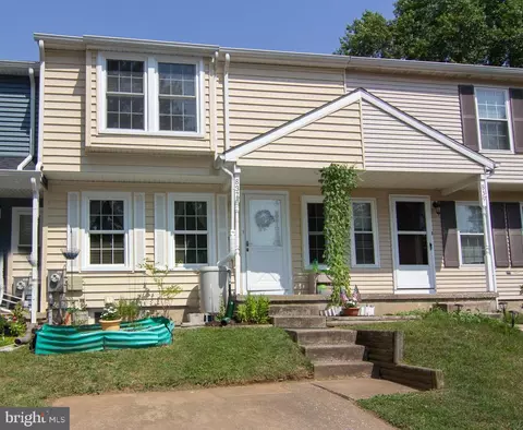 837 Ewing Dr, Westminster, MD 21158