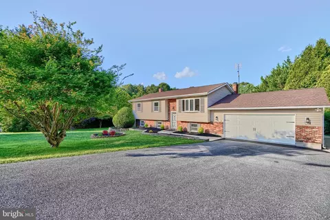 993 Ridge Rd, Finksburg, MD 21048