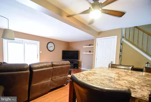 4548 Whetstone Ct, Hampstead, MD 21074 photo 8
