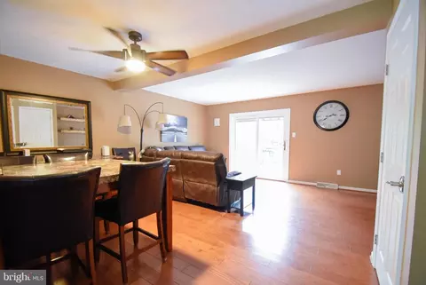 4548 Whetstone Ct, Hampstead, MD 21074 photo 7