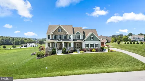 3877 Fortress Ct, Hampstead, MD 21074