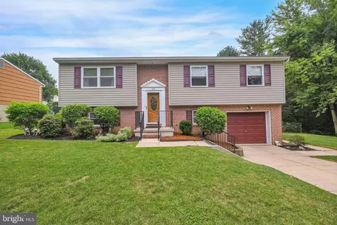 105 Valley Bend Rd, Westminster, MD 21157