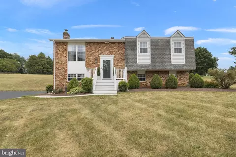1112 Yorkshire Way, Westminster, MD 21158