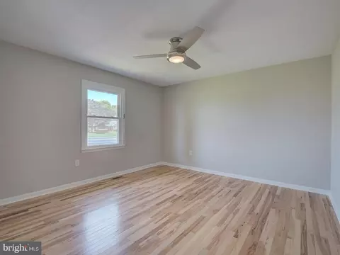 Bedroom - 4125 Ridge Rd, Westminster, MD 21157 photo 8 of 10