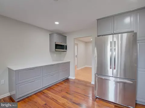 Entry Way - 4125 Ridge Rd, Westminster, MD 21157 photo 2 of 6