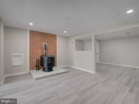Living - 4125 Ridge Rd, Westminster, MD 21157 photo 19 of 23