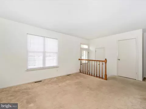 456 Logan Dr, Westminster, MD 21157 photo 2