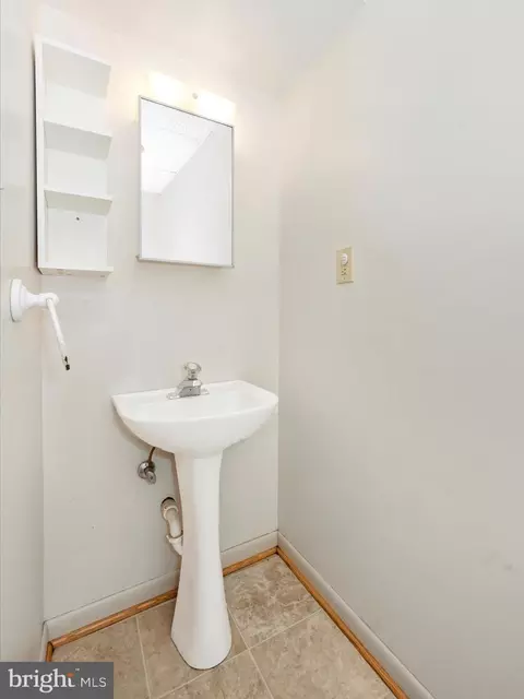 456 Logan Dr, Westminster, MD 21157 photo 26
