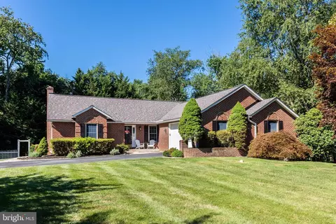625 Green Valley Way, Sykesville, MD 21784