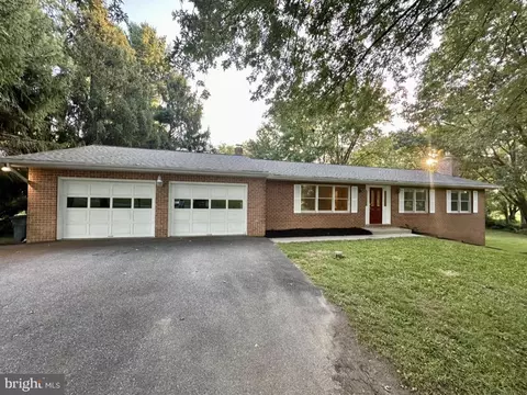 1317 Streaker Rd, Sykesville, MD 21784