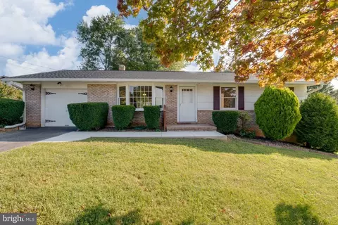 2402 Fielding Dr, Finksburg, MD 21048
