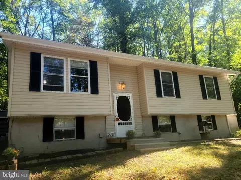 687 Arbor Dr, Westminster, MD 21158