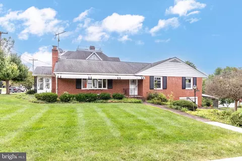 101 Blue Ridge Ave, New Windsor, MD 21776