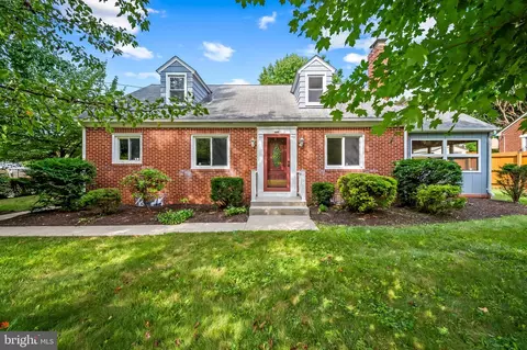 424 Poole Rd, Westminster, MD 21157