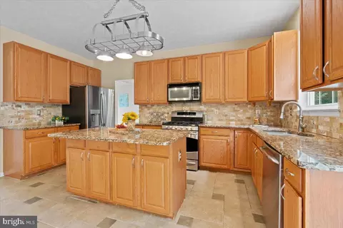 1809 Tillerman Dr, Hampstead, MD 21074 photo 12