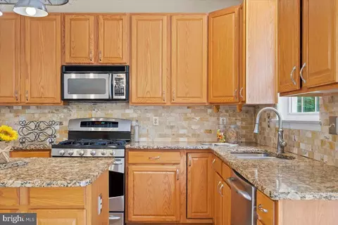 1809 Tillerman Dr, Hampstead, MD 21074 photo 13