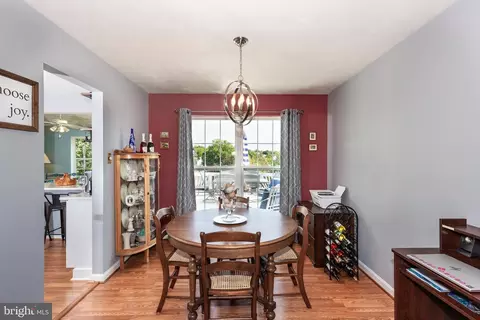 676 Windsor Dr, Westminster, MD 21158 photo 27